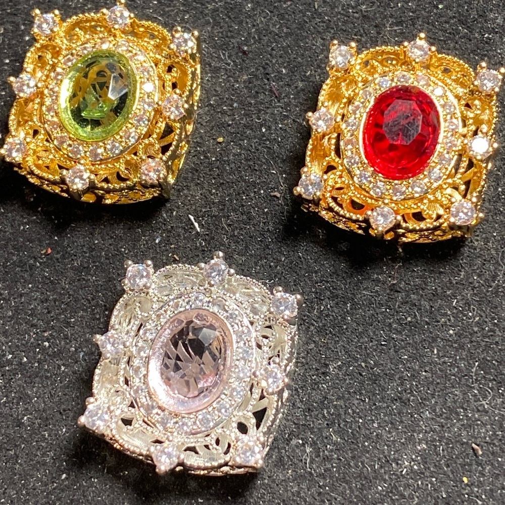 Findings: Rhinestone Charm 16mm